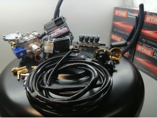 Комплект ГБО 4 Stag Q-Box Basic/ред.Tomasetto Nordic/форс.Stag w 01 + балон 42л.