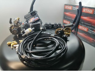 Комплект ГБО 4 Stag Q-Box Basic/ред.Stag r02/AEB + балон 42л.