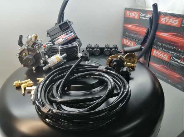 Комплект ГБО 4 Stag Q-Box Basic/ред.Stag r02/AEB + балон 42л. Комплект ГБО 4 Stag Q-Box Basic/ред.Stag r02/AEB + балон 42л.